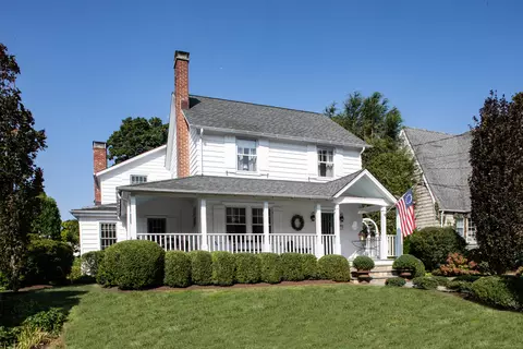 17 Bryan Rd, Norwalk, CT 06853