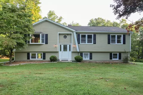 41 Reder Rd, Northfield, CT 06778