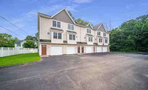 25 W Silver St #25, Middletown, CT 06457