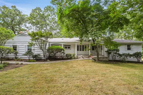 16 Mill Stone Cir, Stamford, CT 06903