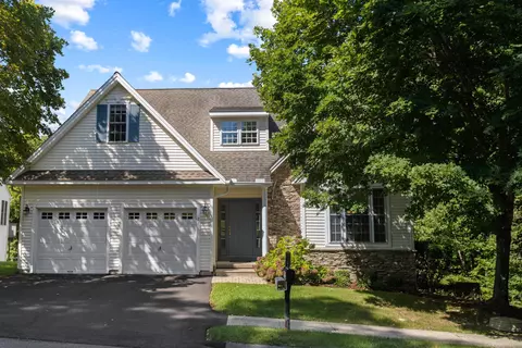 2 Montgomery Dr, Northford, CT 06472