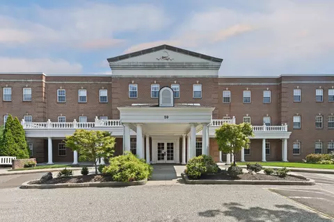 59 Courtland Ave #2L, Stamford, CT 06902