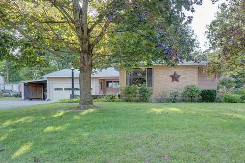 179 Roberts St, Torrington, CT 06790