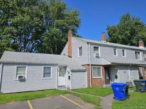 19-23 Hopewell St, East Hartford, CT 06108