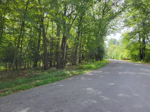 000 Green Rd, Woodstock, CT 06281