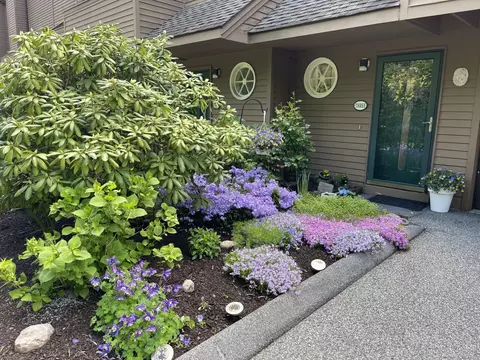 55 Cross St #E3, Danbury, CT 06810