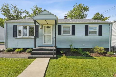 9 Ellington St, Hartford, CT 06106