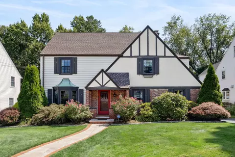 146 Garfield Rd, West Hartford, CT 06107