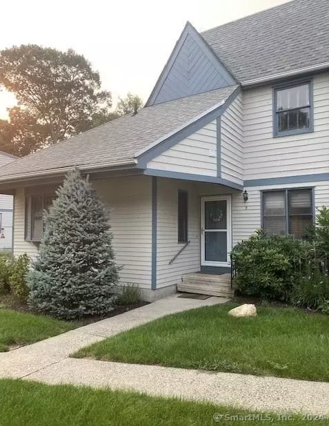 124 S Montowese St #5, Branford, CT 06405