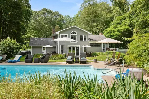 3 Rock Ridge Dr, Old Saybrook, CT 06475