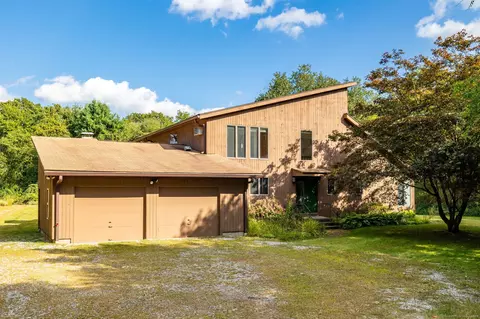151 Hamburg Rd, Lyme, CT 06371