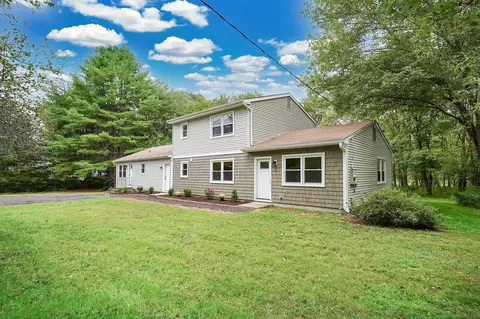 471 Warrenville Rd, Mansfield, CT 06250