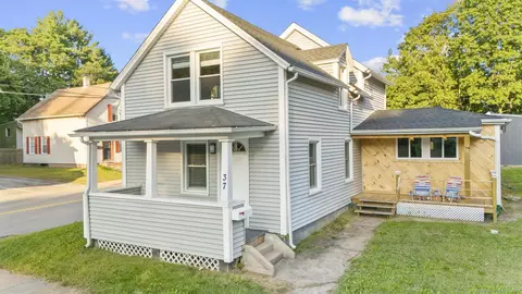 37 Brook St, Norwich, CT 06360