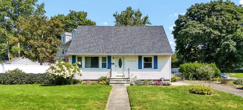 102 Albright Ave, Stratford, CT 06614