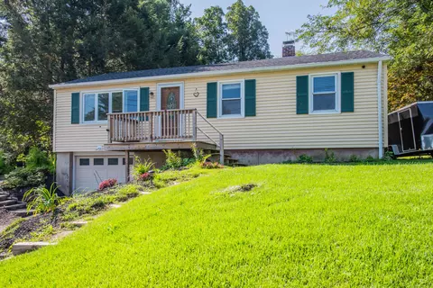 47 Jordan Ln, Torrington, CT 06790