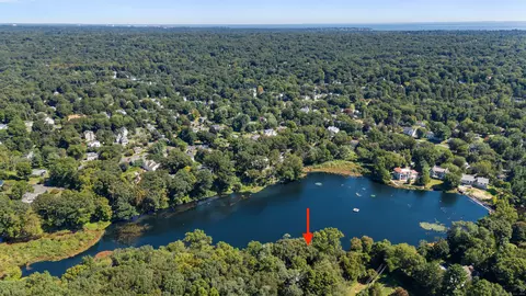 38 Rices Ln, Westport, CT 06880