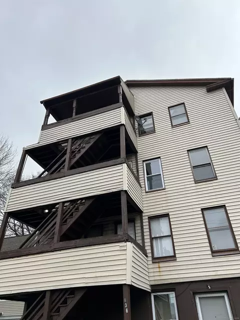 136 S Colony St, Meriden, CT 06450