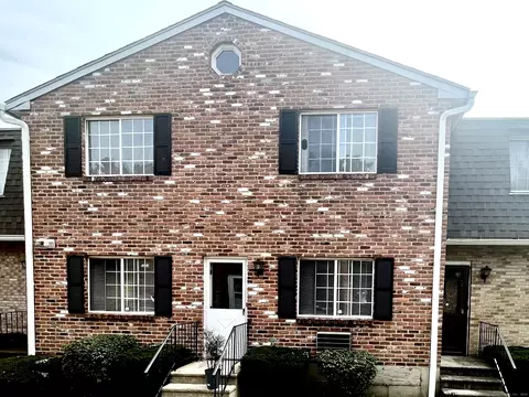 36 Sharon Rd #12, Waterbury, CT 06705
