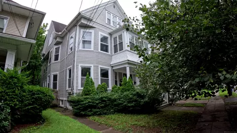 56 Goffe Ter, New Haven, CT 06511