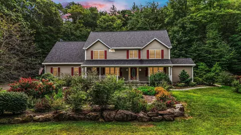125 Mountain Rd, Granby, CT 06060
