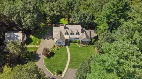Undisclosed, Roxbury, CT 06783