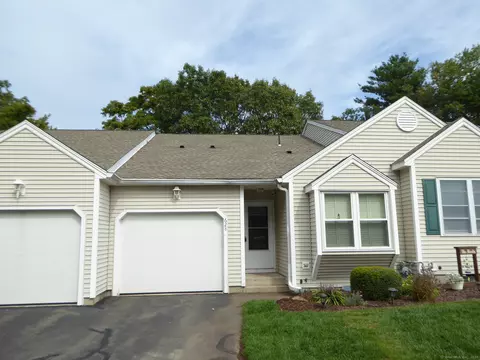 628 Overlook Path #628, Southington, CT 06489