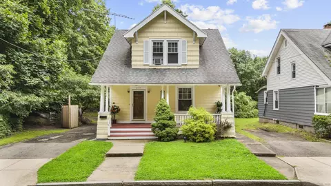 275 Russell St, New Haven, CT 06513
