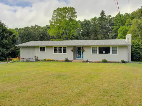 135 Preston Allen Rd, Lisbon, CT 06351
