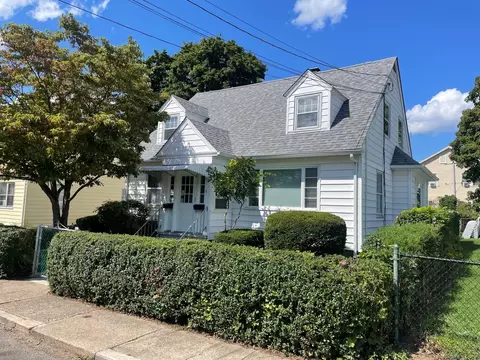 3 Avon St, Ansonia, CT 06401