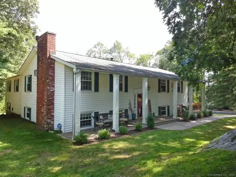 544 Judd Rd, Southbury, CT 06488