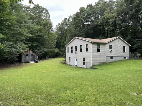 90 County Rd, Eastford, CT 06242