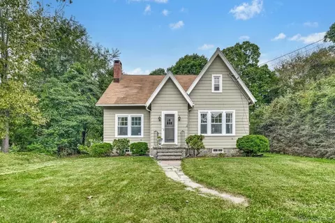 2132 Stratfield Rd, Fairfield, CT 06825