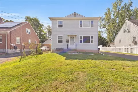 35 Stanley Ct, New Britain, CT 06051