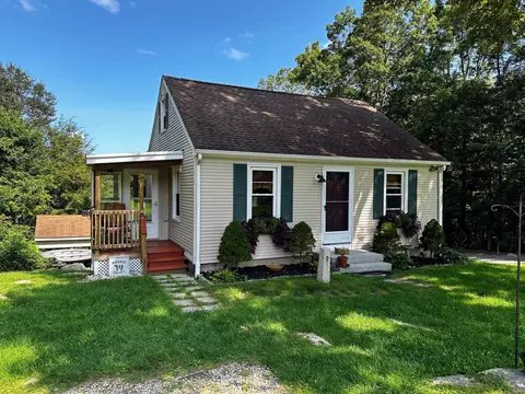 21 Providence New London Tpke, North Stonington, CT 06359
