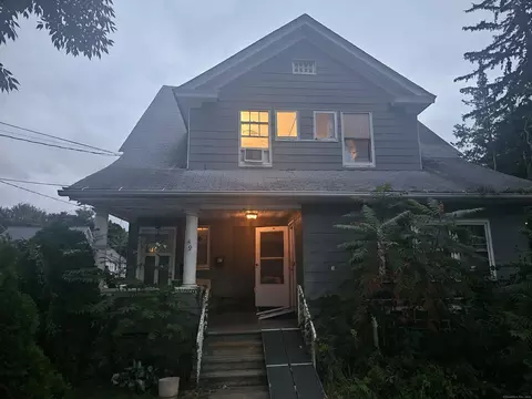 49 Foster St, Meriden, CT 06451
