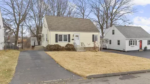 17 Hillside Ave, West Haven, CT 06516