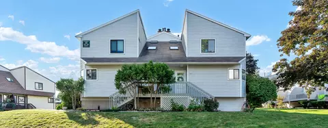 438 Cypress Rd #438, Newington, CT 06111