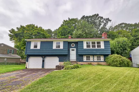 205 Evelyn St, Watertown, CT 06779