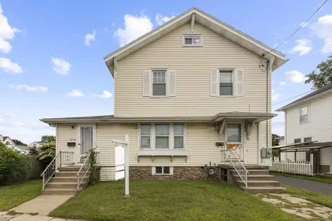 494 Ocean Ave, New London, CT 06320