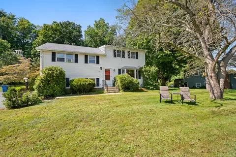 1 Dudley St, Norwich, CT 06360