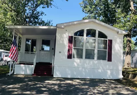 136 Hunters Rd #99, Norwich, CT 06360