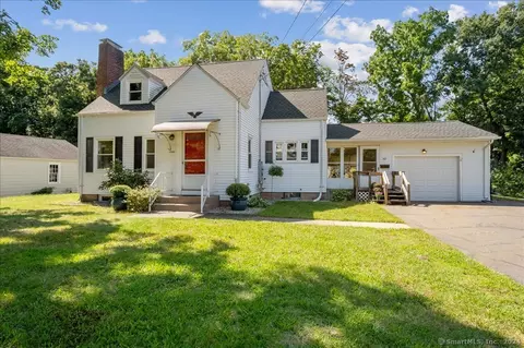 60 Doane St, Manchester, CT 06042