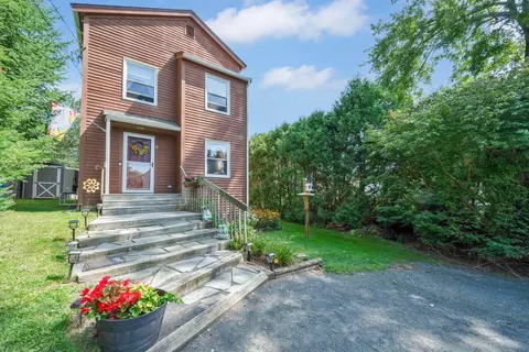9 Scott Rd, East Hampton, CT 06424
