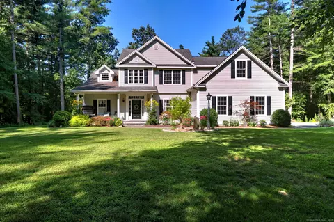 481 Long Meadow Rd, Middlebury, CT 06762