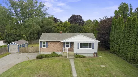 8 Hillcrest Ave, Ledyard, CT 06339 photo 1
