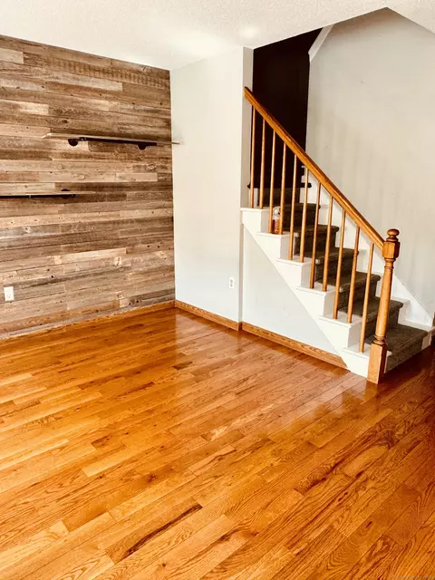 222 Judith Ln #6, Waterbury, CT 06704
