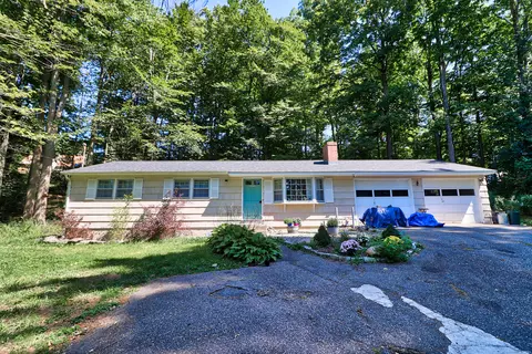 74 Strong Ter, Winchester, CT 06098