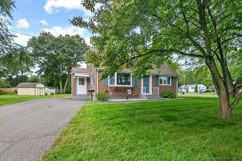 20 Robbin Rd, Enfield, CT 06082