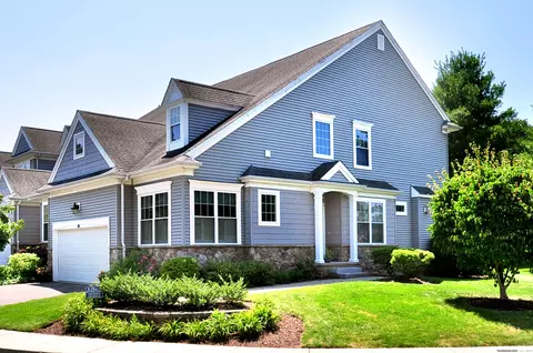 55 Bradford Walk, Farmington, CT 06032