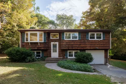 167 Old Colchester Rd, Hebron, CT 06231